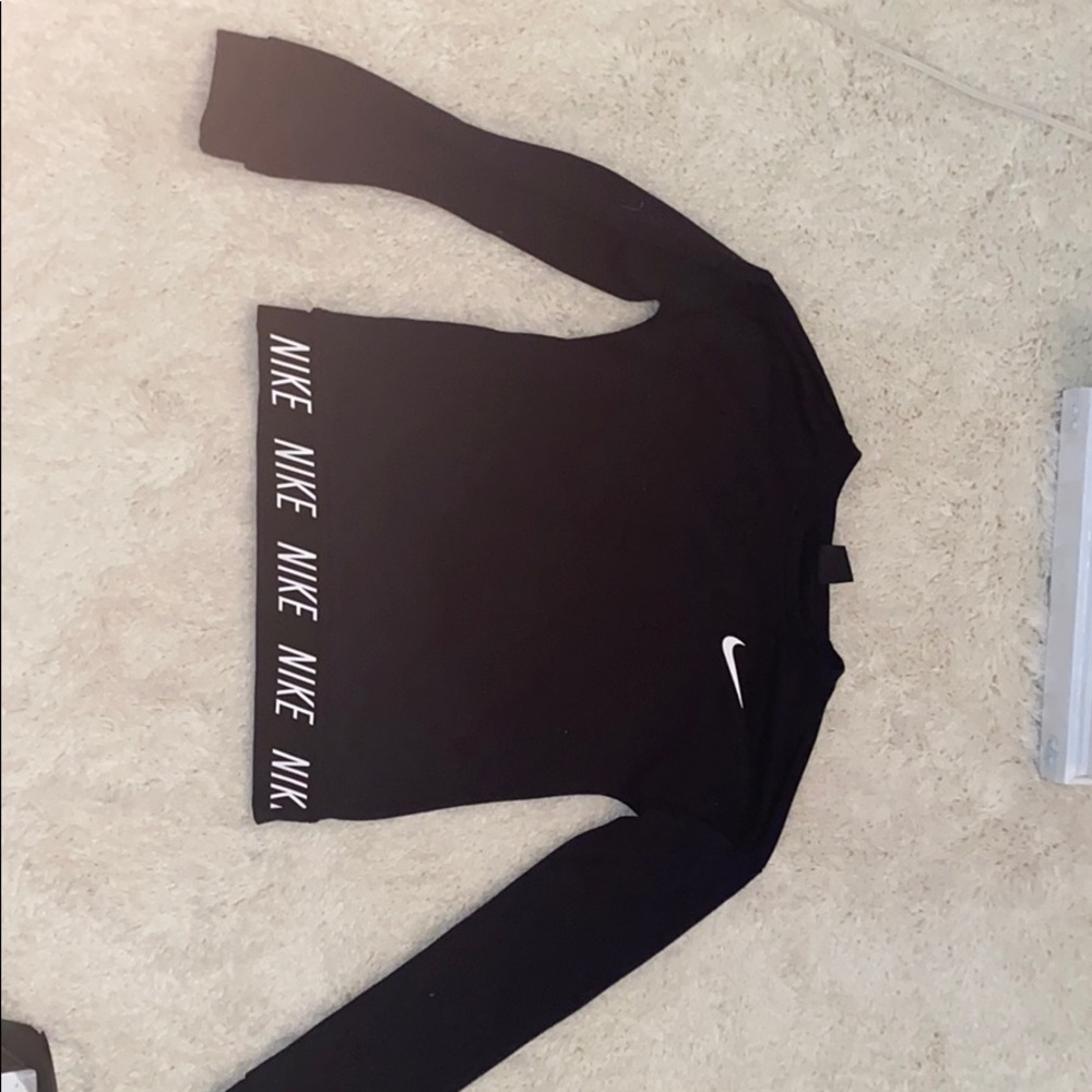 nike sweater
